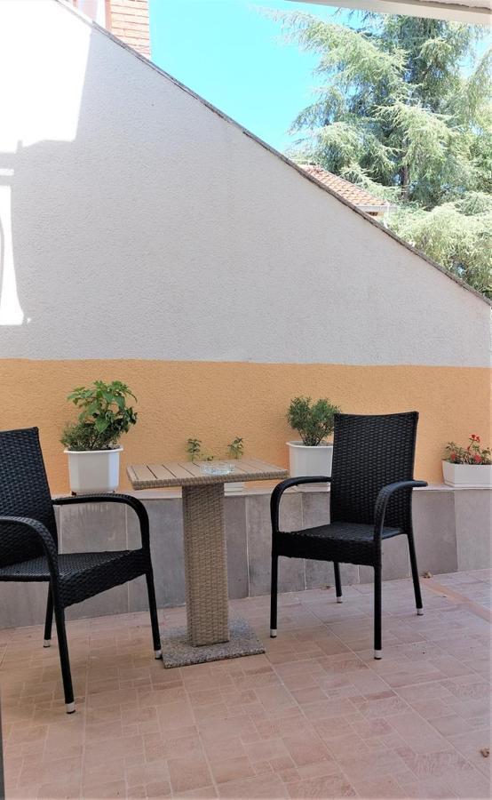 Amore House With Apartment Umag Exterior foto